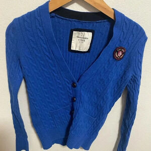 Abercrombie & Fitch blue cable knit‎ cardigan women’s pockets size S